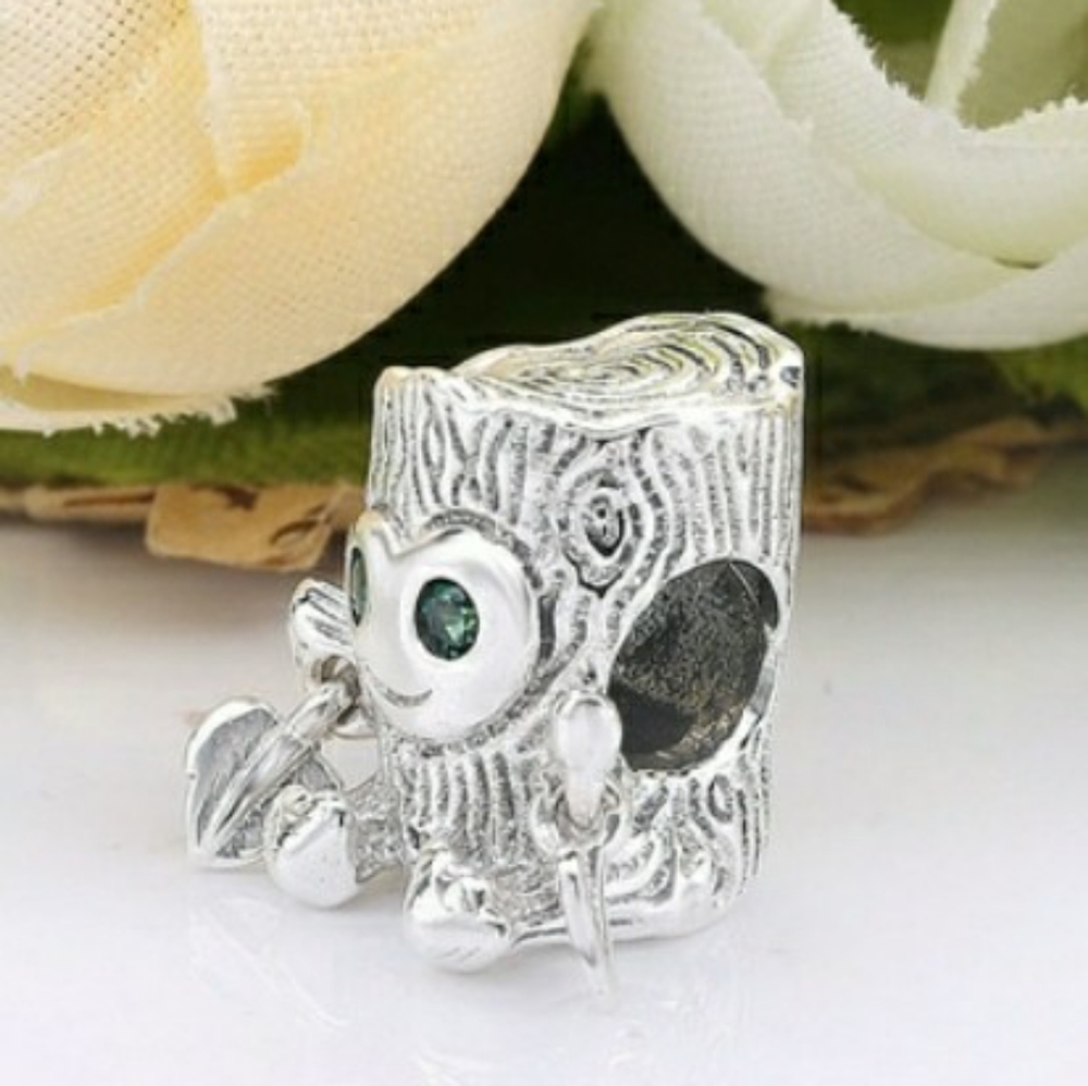 Groot charm